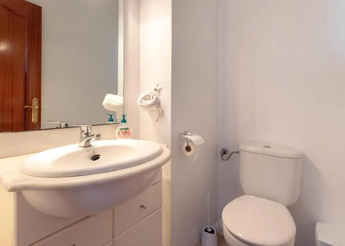 Vii With Parking By Aston * Bakio