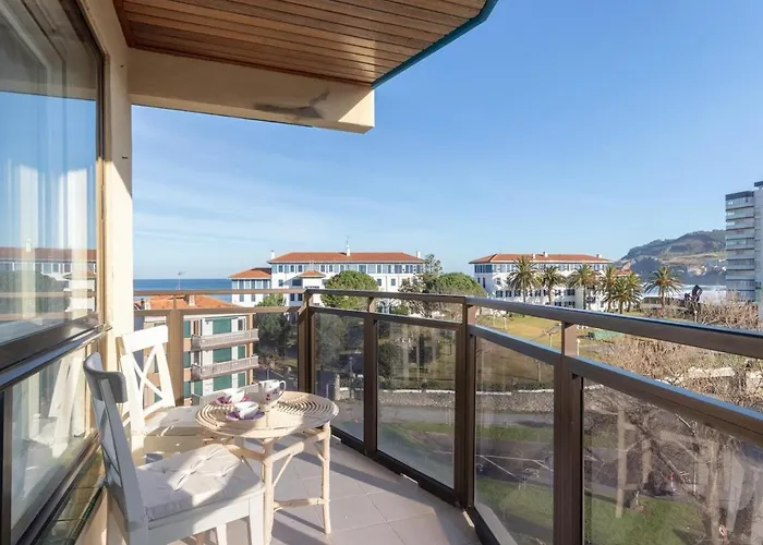 Vii With Parking By Aston Apartamento