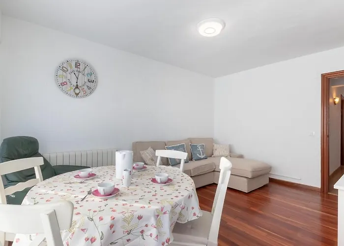 Vii With Parking By Aston *